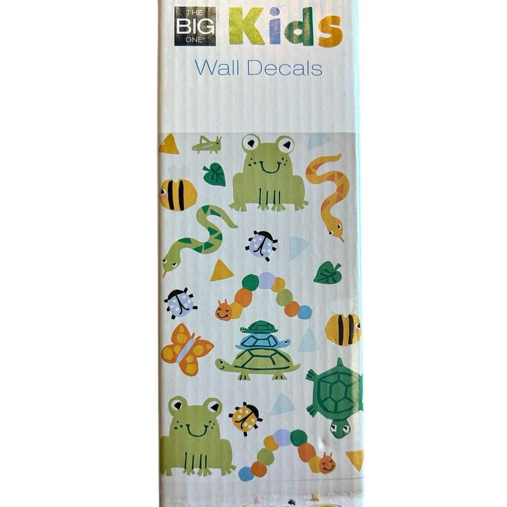 Kids Theme Outdoor Animal Wall Decals by Sonoma NWT New In Box